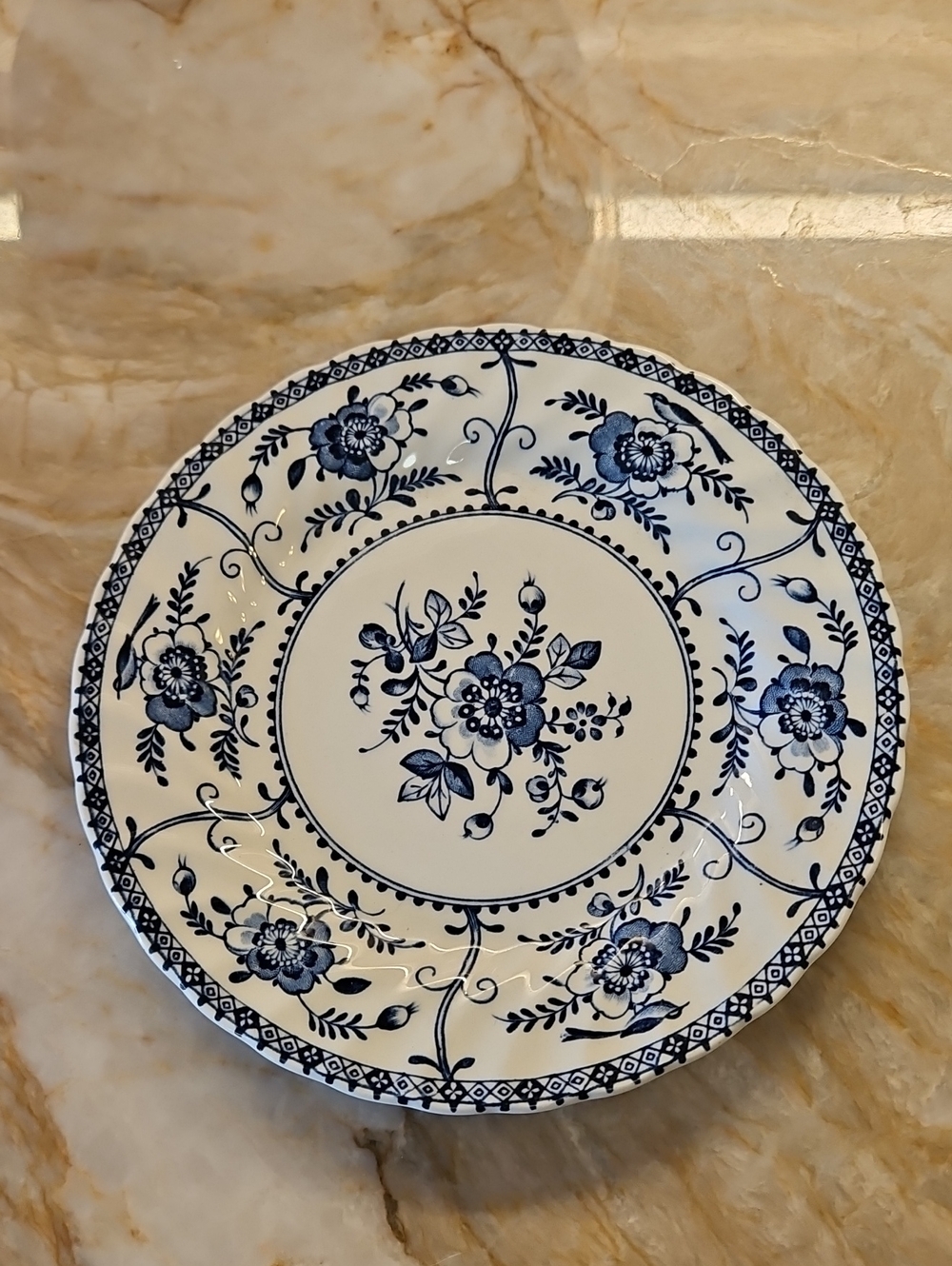 JOHNSON BROS INDIES Classic Blue Floral Ceramic 6" Saucer Plate - White & Blue